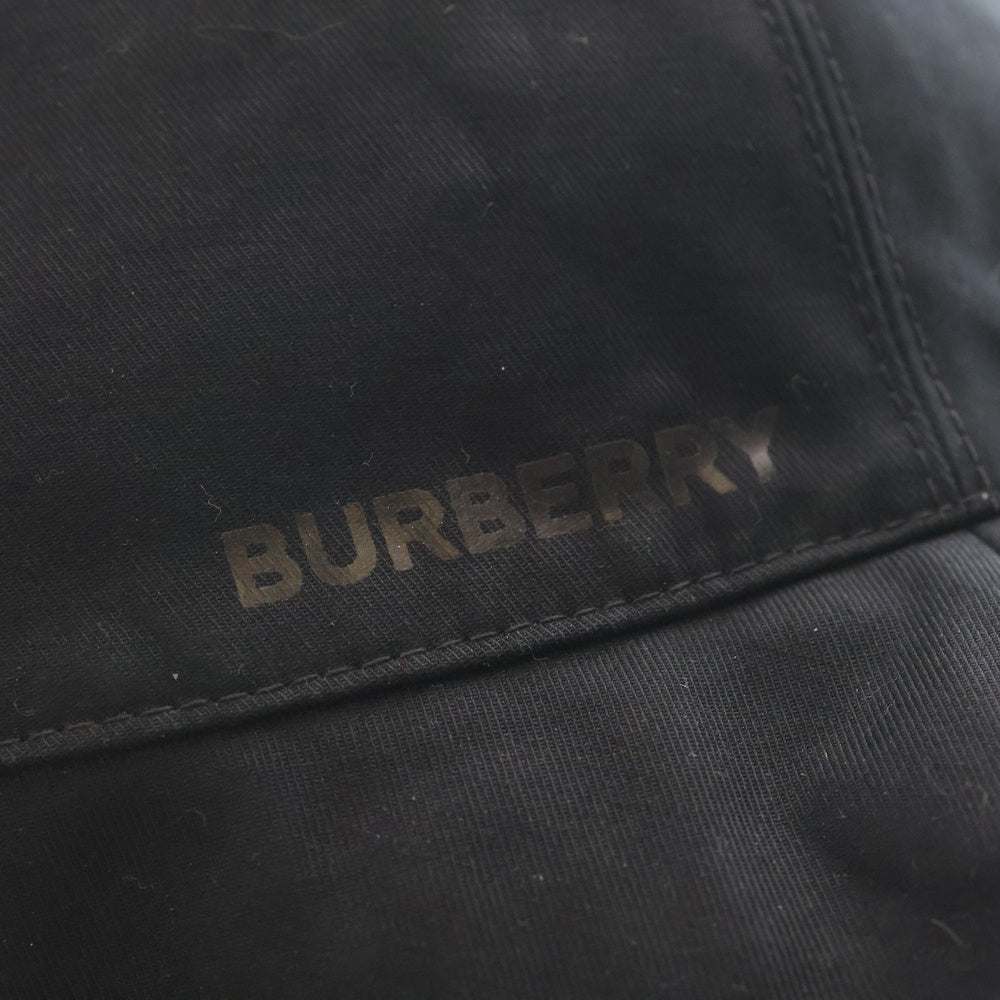 BURBERRY(バーバリー) ノバチェック総柄 ロゴプリント リバーシブル ナイロン バケットハット 帽子 ブラック/ベージュ 8064349