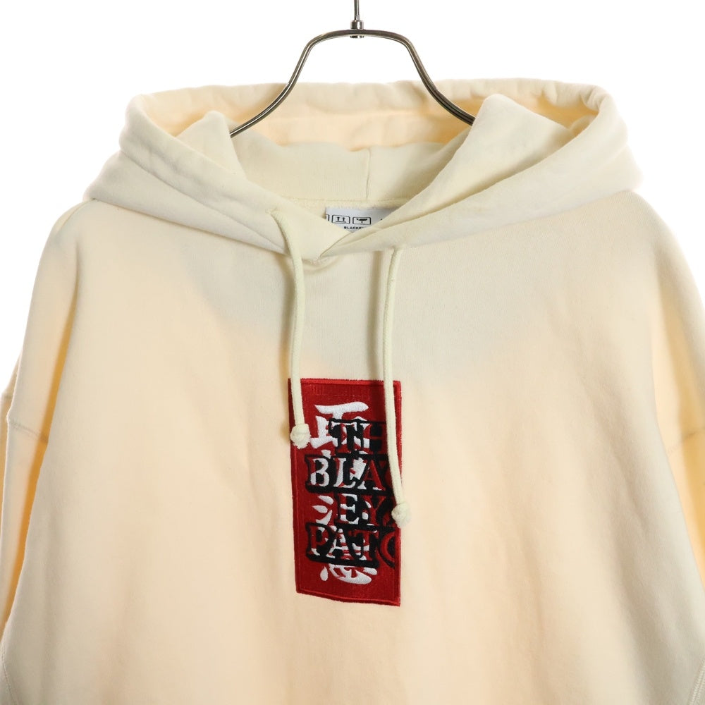 THE BLACK EYE PATCH(ブラックアイパッチ) LABEL HOODIE SWEATSHIRT 取扱注意刺繍 プルオーバーパーカー アイボリー