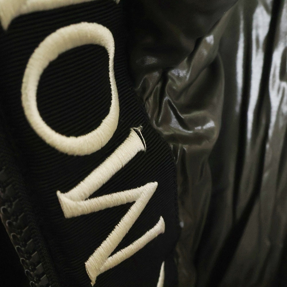 MONCLER(モンクレール) MONTCLA モンクラー ロゴジップアップ ダウンジャケット アウター ブラウン F20911B56900