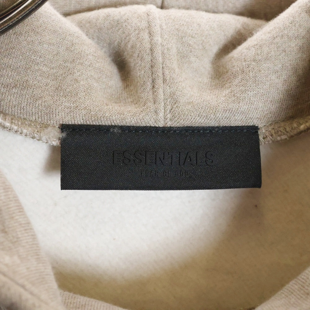 ESSENTIALS FEAR OF GOD(エッセンシャル フィアオブゴッド) プルオーバーパーカー ラバーロゴプリント ベージュ