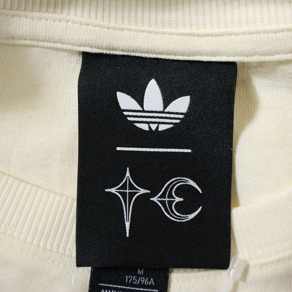 THUG CLUB(サグクラブ) ×adidas TEAMGEIST LONG SLEEVE T-SHIRT フロントロゴ刺繍 クルーネック 長袖Tシャツ アイボリー KC2198