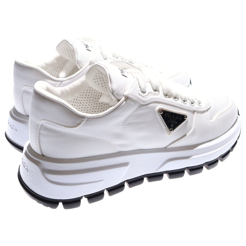 PRADA(プラダ) 三角ロゴプレート プラックス レザー ローカットスニーカー ホワイト 1E804M レディース
