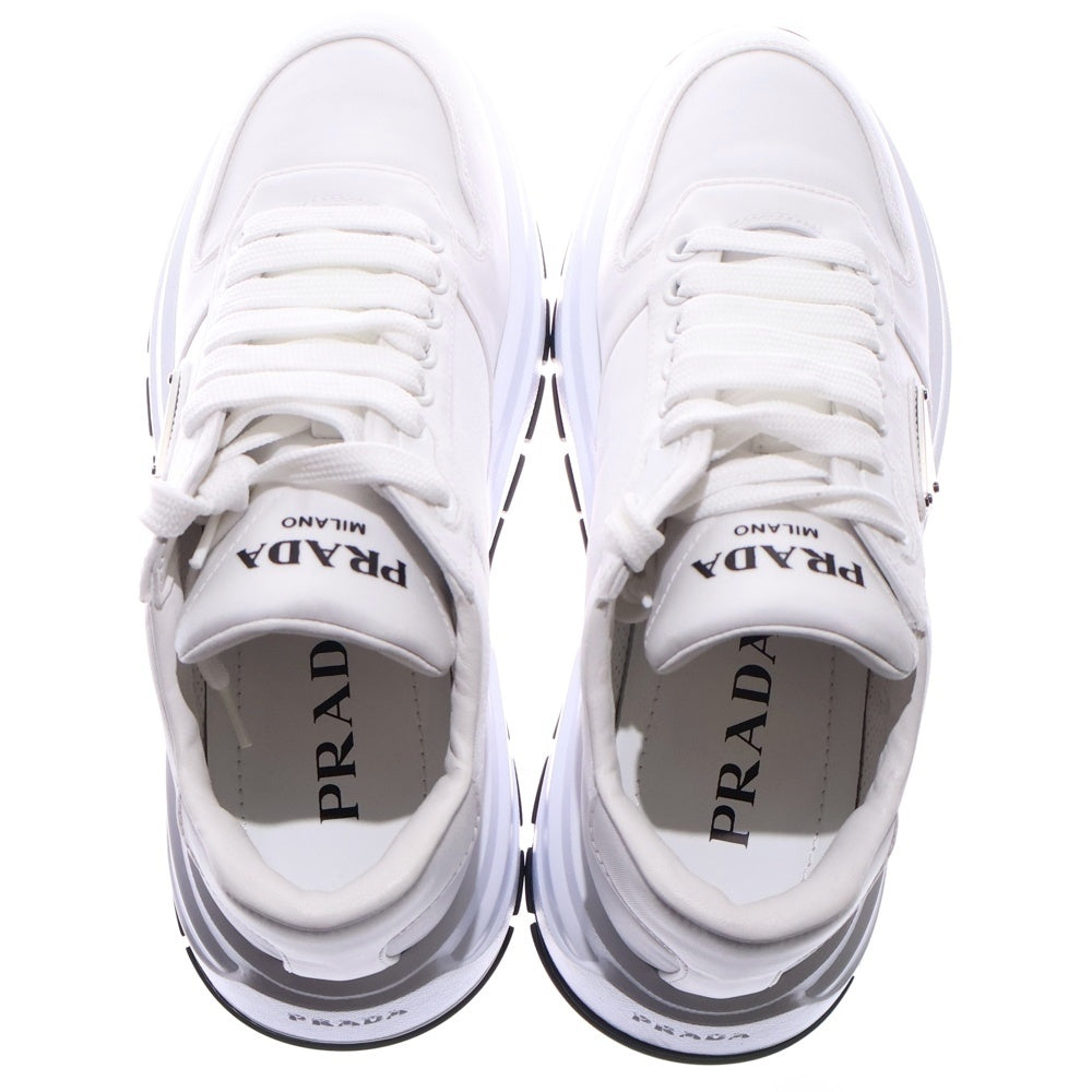 PRADA(プラダ) 三角ロゴプレート プラックス レザー ローカットスニーカー ホワイト 1E804M レディース