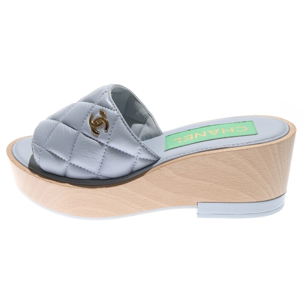 CHANEL(シャネル) キルティング ウッドソール ココマーク ヒールサンダル ブルー G38555