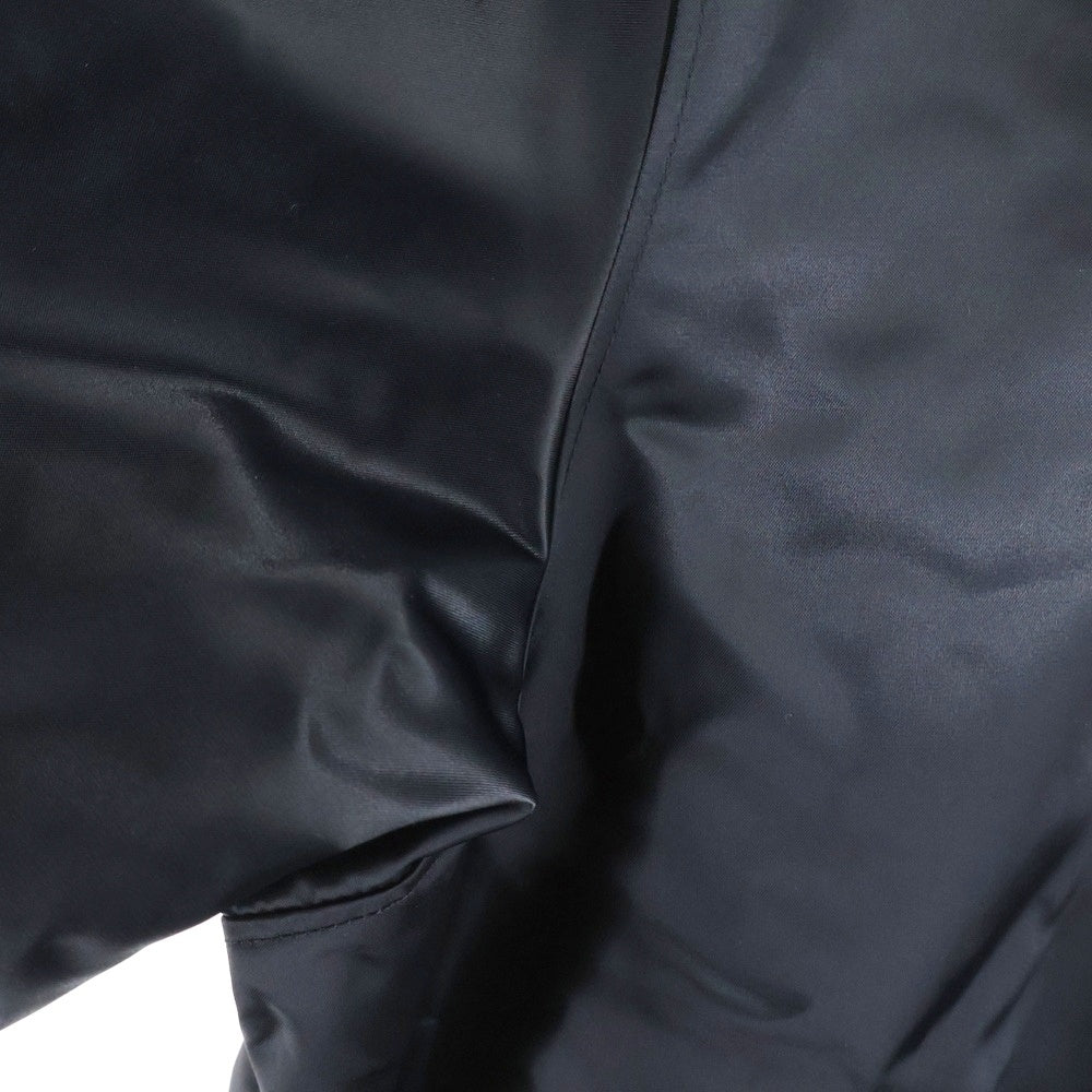 KITH(キス) ×Peanuts 75th ANNIVERSARY ピーナッツ 75周年記念 スヌーピー 刺繍 サテン ボンバージャケット ボタンフライ ブルゾン ブラック KHM010889-001