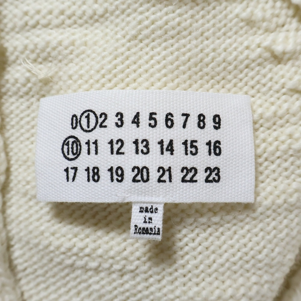 Maison Martin Margiela(メゾンマルタンマルジェラ) 24SS バックジップ ハイネックニット セーター ホワイト S51HP0013 S18397 レディース