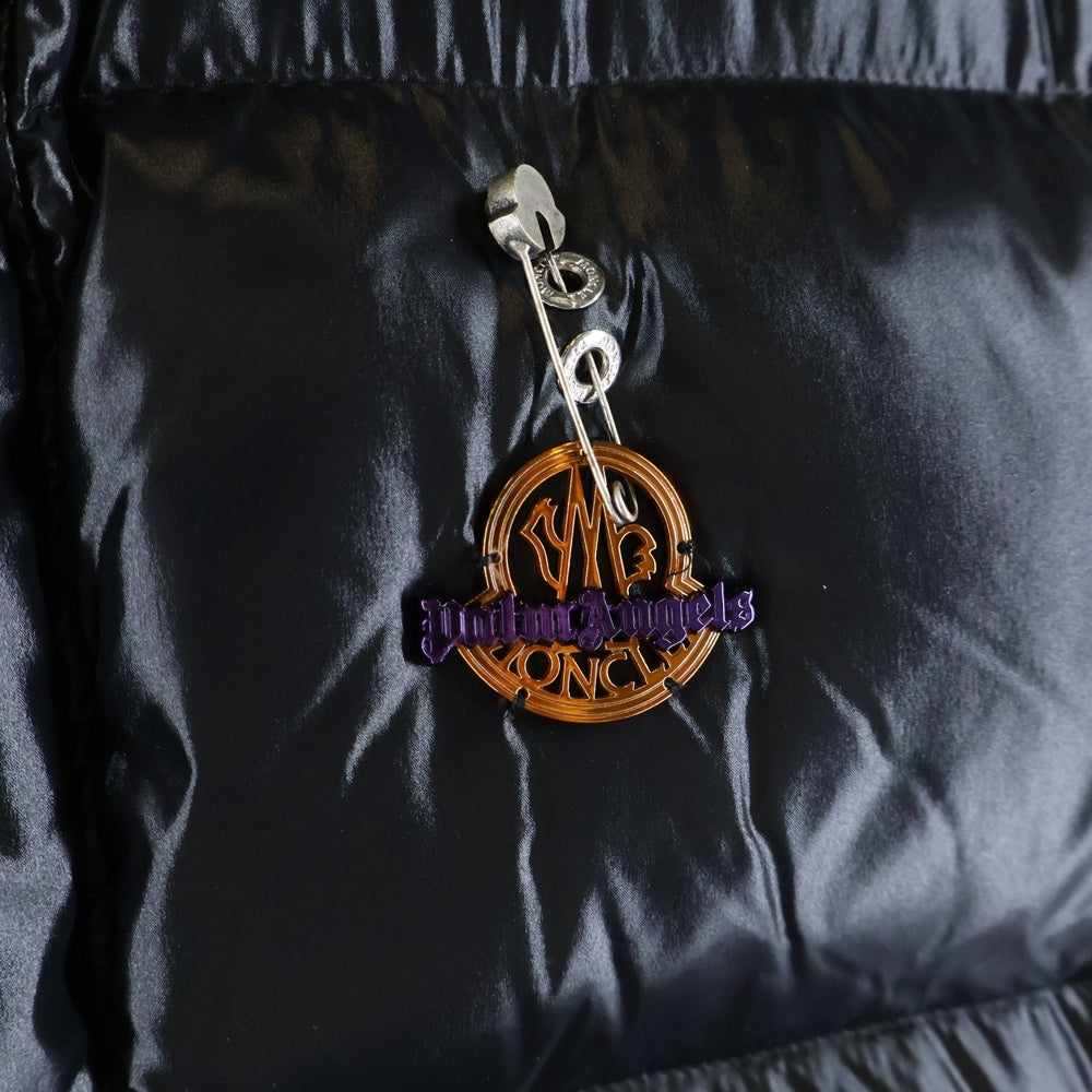 MONCLER(モンクレール) 19AW ×Palm Angels BUZZ パームエンジェルス バズ ロゴプレート バックワッペンロゴ ダウンベスト ブラック E209L4330450 C0329