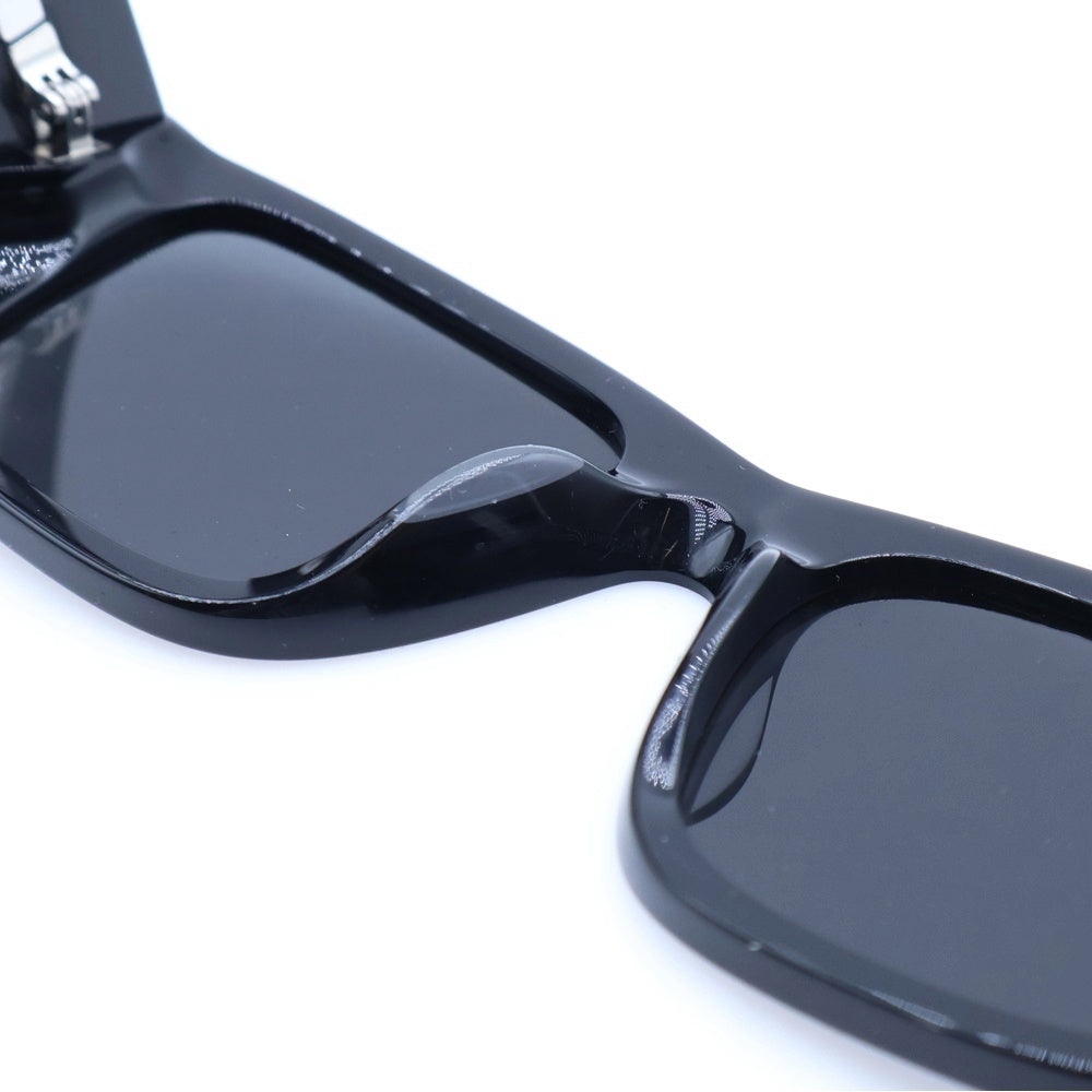 PRADA(プラダ) サイド三角ロゴ スクエア型 サングラス ブラック SPR 10Z-F
