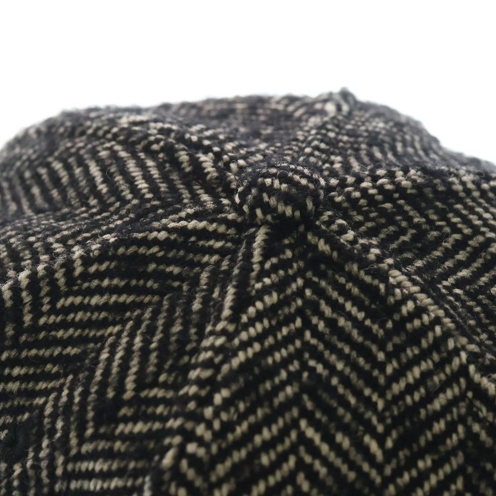 VALENTINO(ヴァレンティノ) ロゴ刺繍 ツイード ウール キャップ ブラック/ホワイト 1Y2HDA10JPC レディース