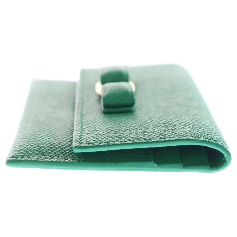 FERRAGAMO(フェラガモ) ゴールド金具 二つ折り レザー コインケース グリーン 22D155 758847 レディース