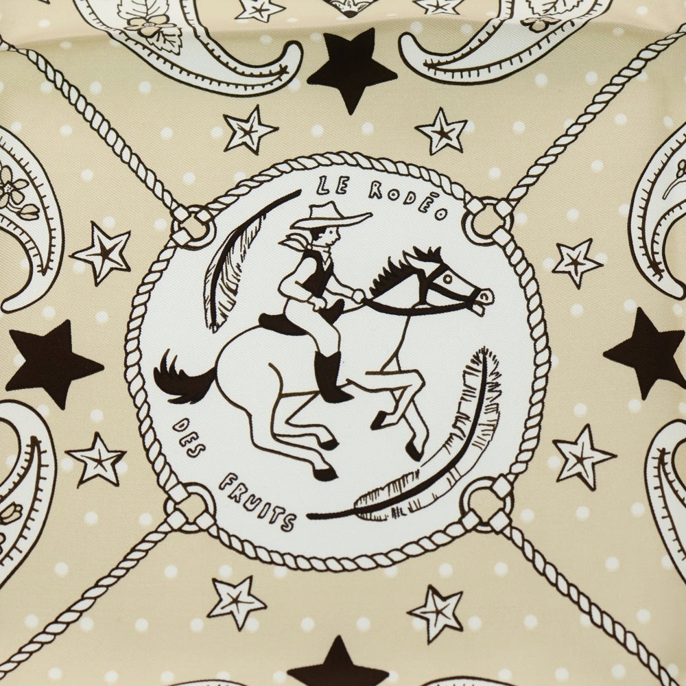 HERMES(エルメス) RODEO DES FRUITS ロデオデフルーツ カレ55 シルク バンダナ スカーフ ベージュ レディース