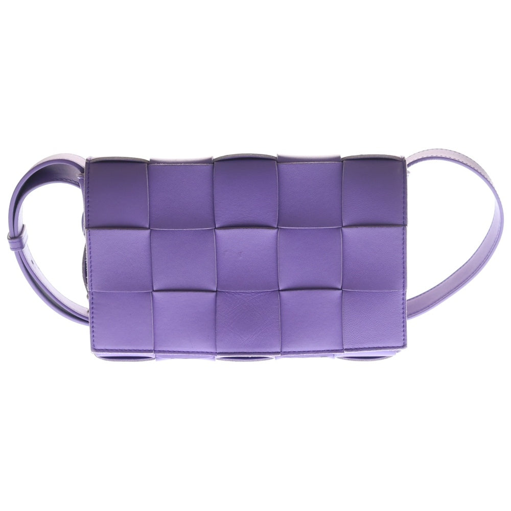 BOTTEGA VENETA(ボッテガヴェネタ) カセット レザーショルダーバッグ パープル レディース