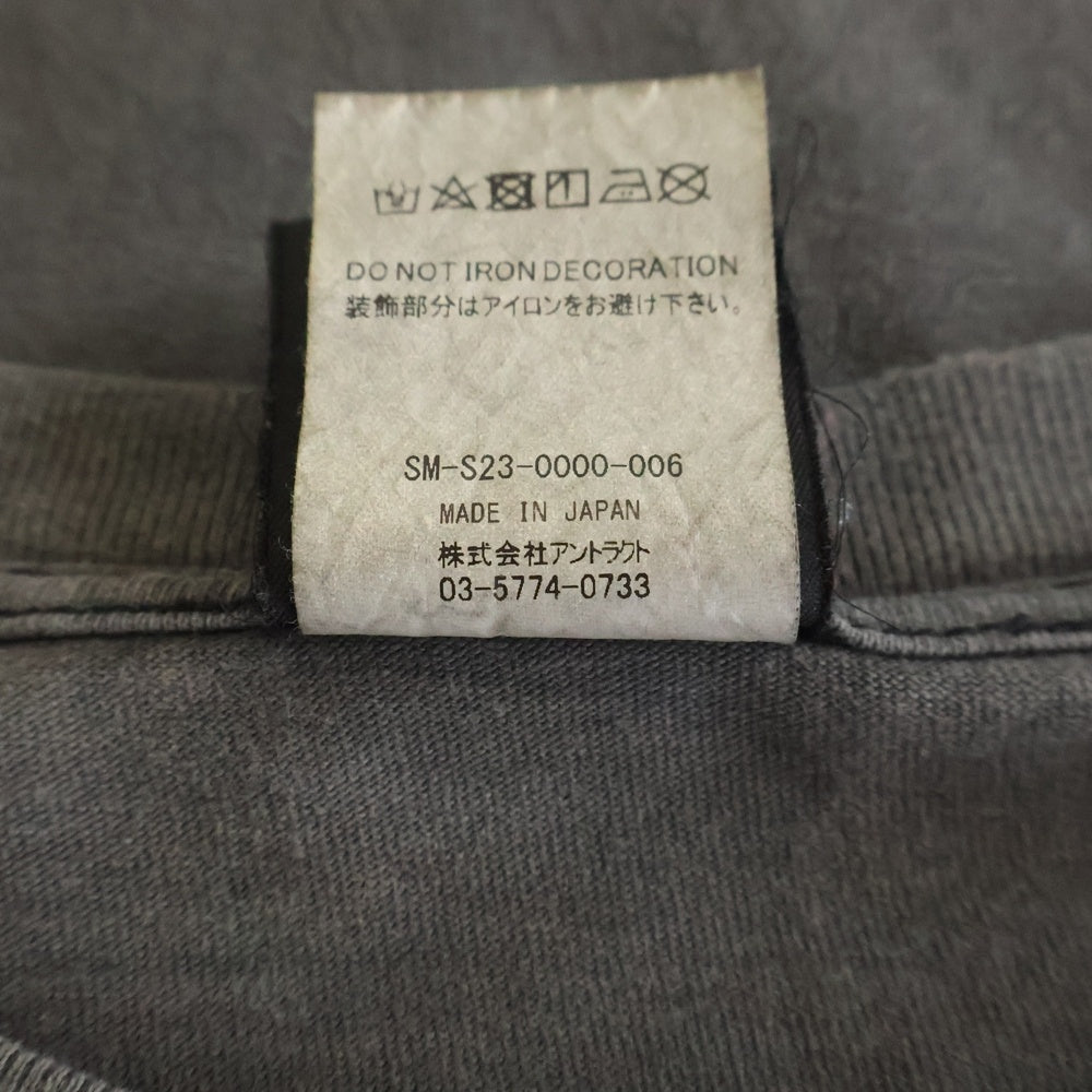 SAINT MICHAEL(セントマイケル) 23SS ST SYSTEM S/S Tee フロントプリント クルーネック 半袖Tシャツ チャコールグレー SM-S23-0000-006