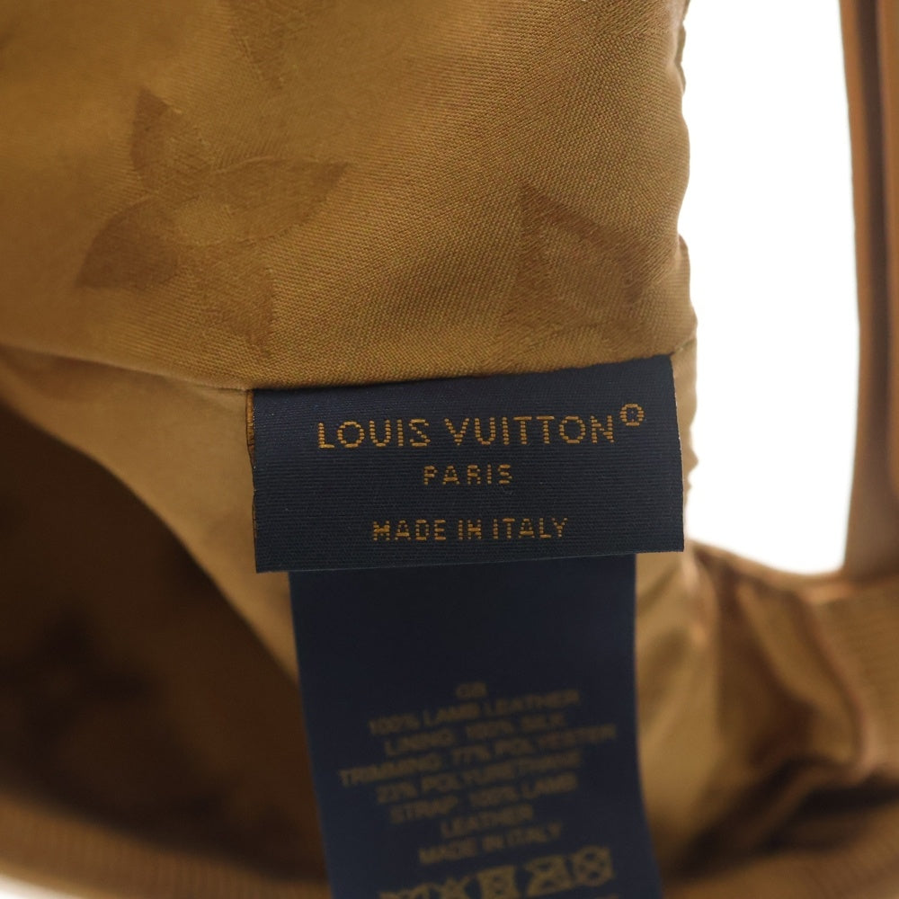 LOUIS VUITTON(ルイヴィトン) モノグラムメタルロゴ ラムレザー キャップ ベージュ M7005L