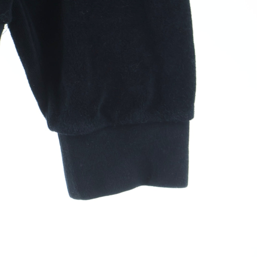 MONCLER(モンクレール) MAGLIA GIROCOLLO 袖ロゴワッペン クルーネックスウェットトレーナー ブラック F10918G72400 V8119