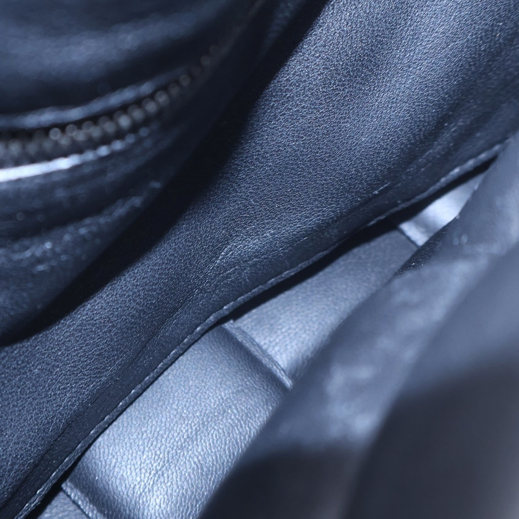 BOTTEGA VENETA(ボッテガヴェネタ) マキシイントレチャート パデット カセット レザーショルダーバッグ ブラック シルバー金具 レディース
