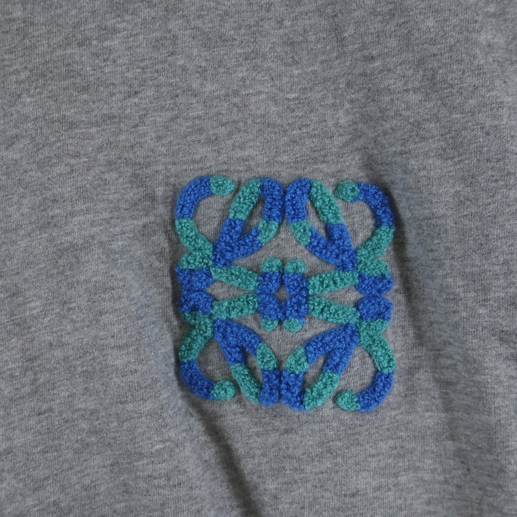 LOEWE(ロエベ) 24SS PAULA'S IBIZA パウラズ イビザ パイル アナグラムロゴ刺繍 クルーネック 半袖Tシャツ カットソー グレー H616Y22X67