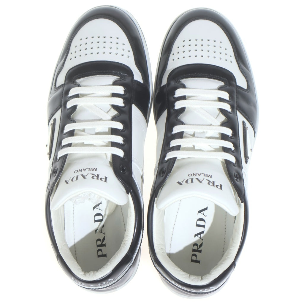 PRADA(プラダ) DOWNTOWN LEATHER SNEAKERS 2EE364 三角ロゴプレート レザー ローカットスニーカー ホワイト/ブラック