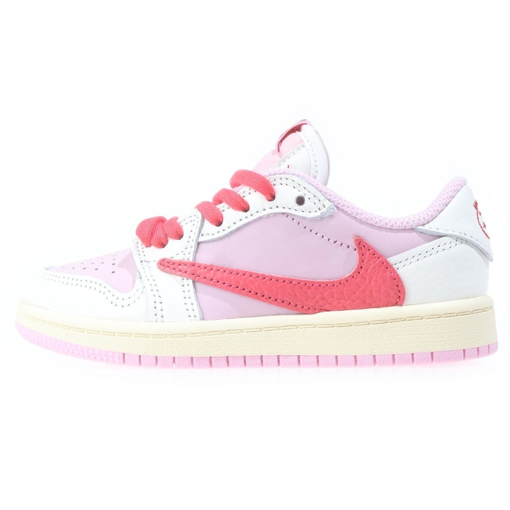 NIKE(ナイキ) ×TRAVIS SCOTT AIR JORDAN1 LOW PS トロピカルピンク ジュニア ローカットスニーカー キッズ IQ7605-101
