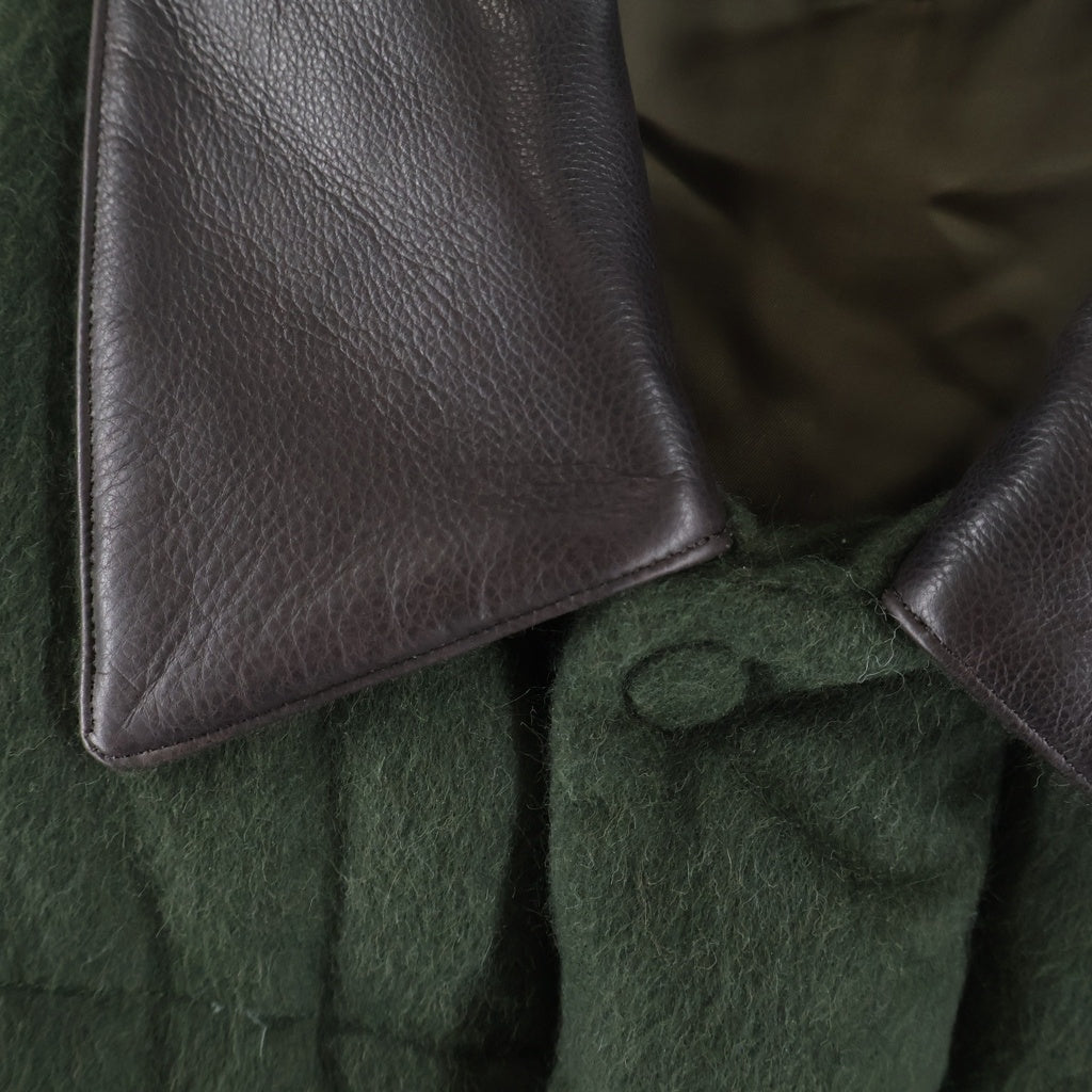 AURALEE(オーラリー) 25AW BABY CAMEL FLANNEL DOWN BLOUSON 襟レザー ダウンジャケット カーキ A25AB02BF