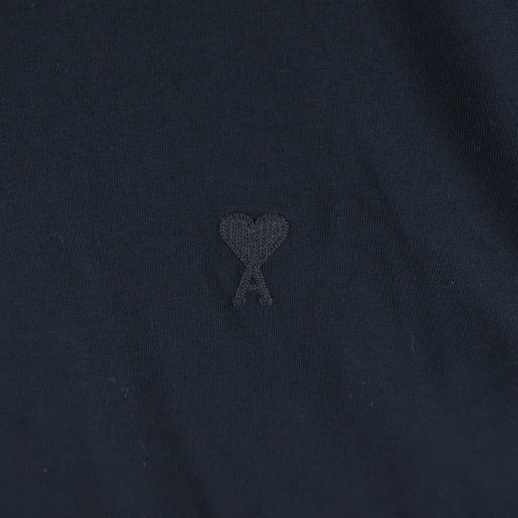 AMI Alexandre Mattiussi(アミアレクサンドルマテュッシ) ハートロゴ 半袖 クルーネック Tシャツ ブラック