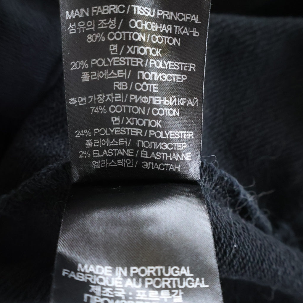 VETEMENTS(ヴェトモン) フロントロゴ刺繍 プルオーバーパーカー ブラック