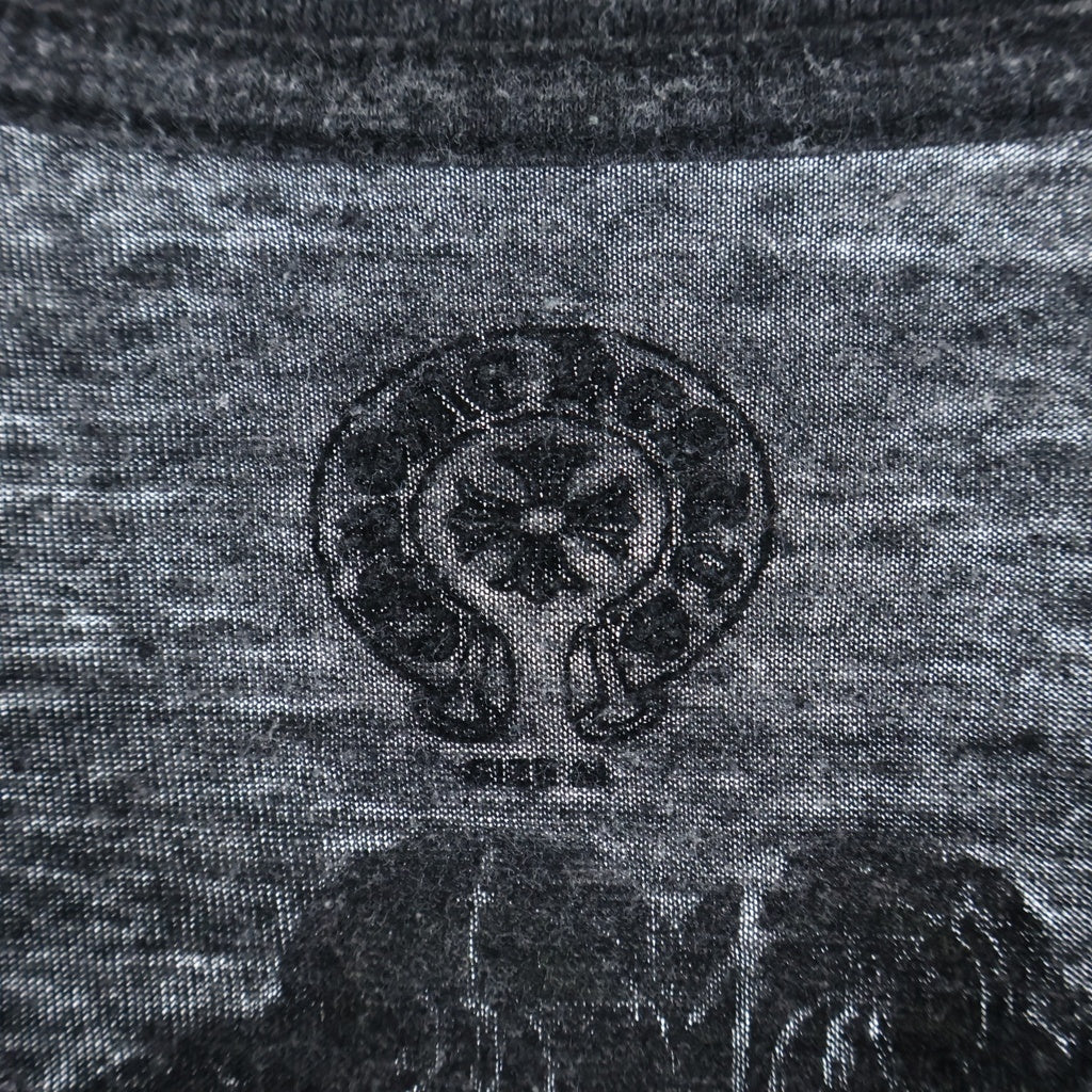 CHROME HEARTS(クロムハーツ) ヴァインダガープリント Vネック 半袖Tシャツ ショートスリーブカットソー グレー