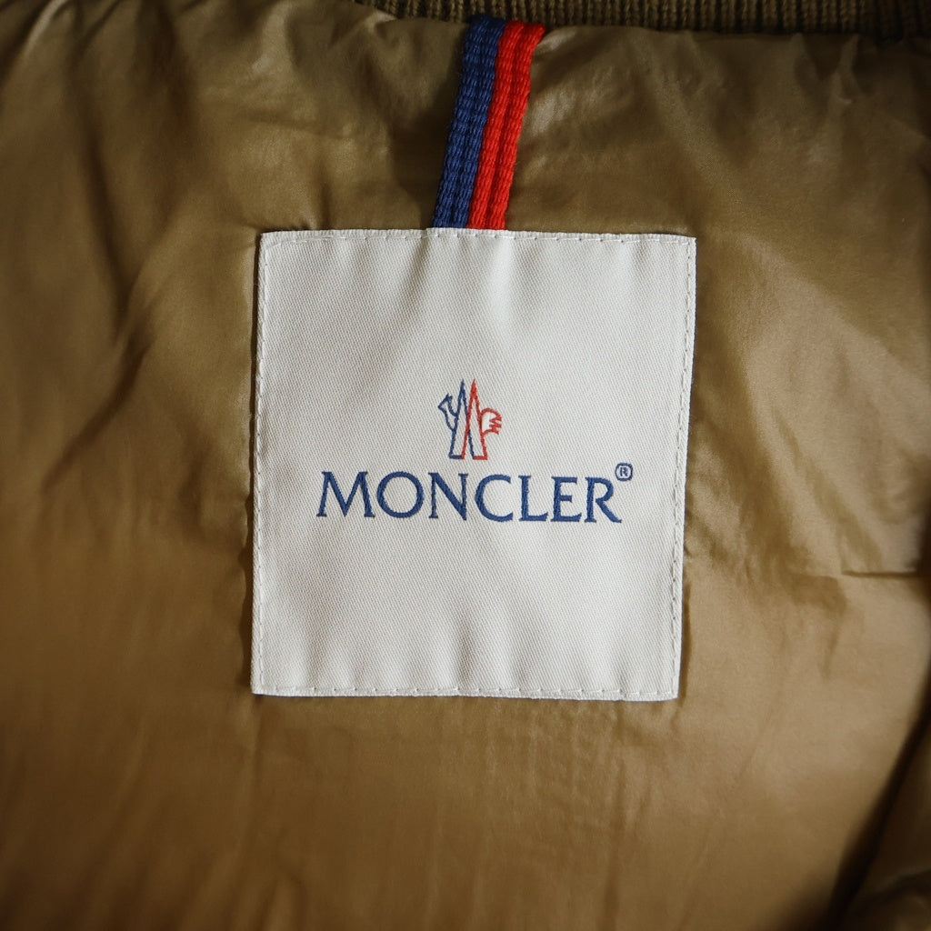MONCLER(モンクレール) BARTHOLOME バルトロメ フーディダウンベスト マスタードイエロー 220914336305
