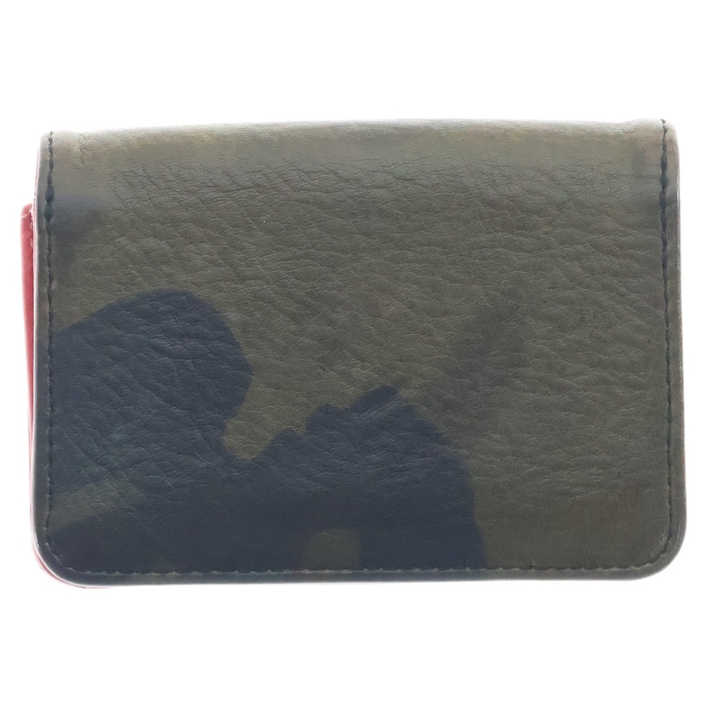 CHROME HEARTS(クロムハーツ) 3POCKET CARD CASE スクロールラベル カモ柄 3ポケット レザーカードケース カーキ/レッド