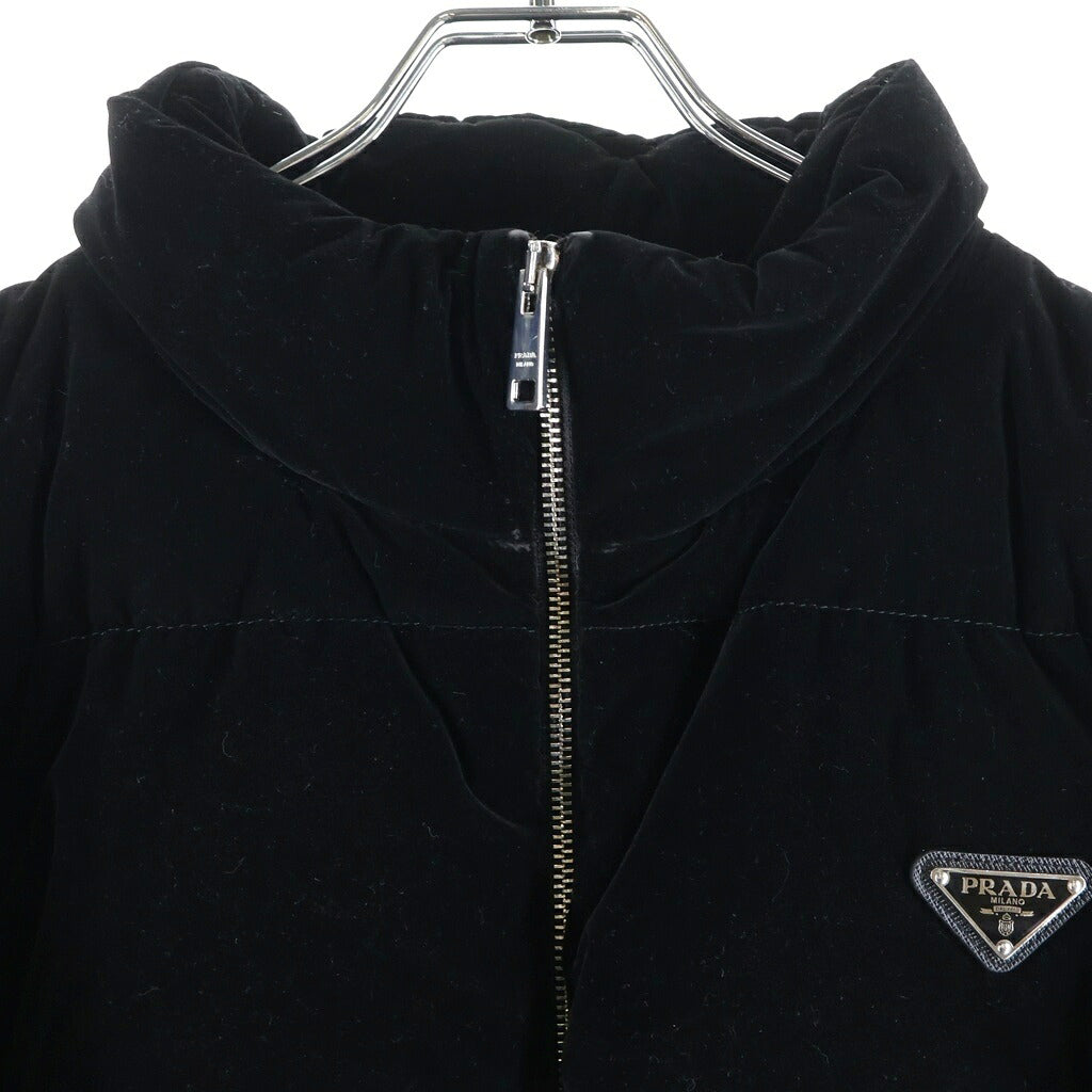 PRADA(プラダ) 三角ロゴプレート コンバーチブル ベルベット ダウンジャケット ブラック SGC407 S232 13IM