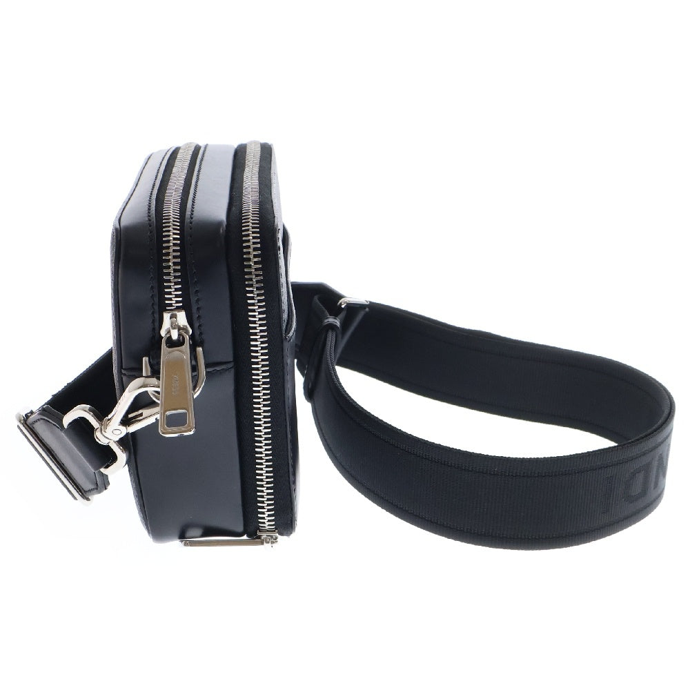 FENDI(フェンディ) スクエアFF カメラケース オーガナイザー レザー ポーチ ショルダーバッグ ブラック×グレー 7M0357 斜め掛けバッグ