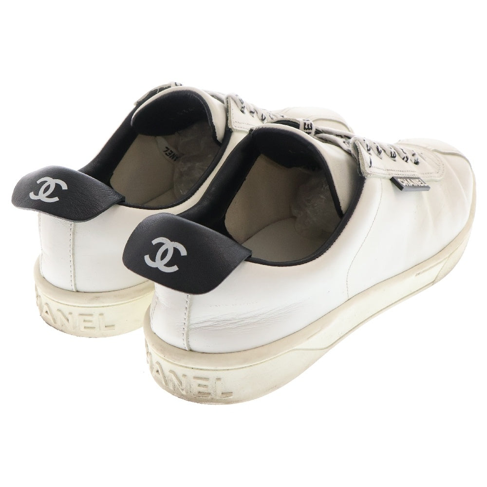 CHANEL(シャネル) カーフスキンココマークローカットスニーカー ホワイト
