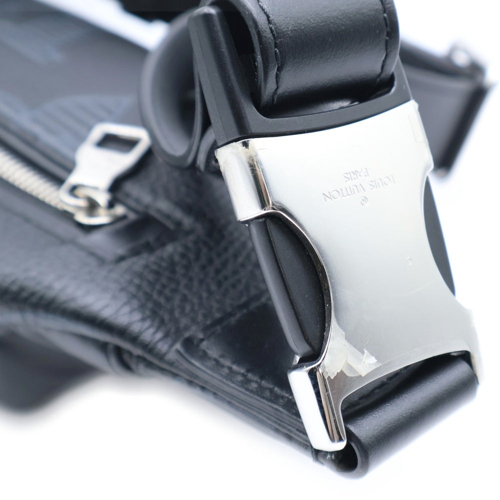 LOUIS VUITTON(ルイヴィトン) ディスカバリー バムバック ブラック レザー ボディバッグ RFID M57289