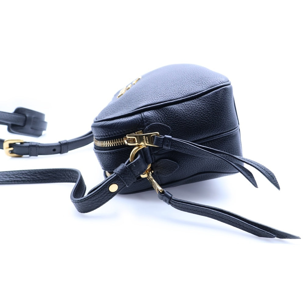 PRADA(プラダ) ヴィッテロダイノレザー ショルダーバッグ ブラック ゴールド金具 レザー 1BH082