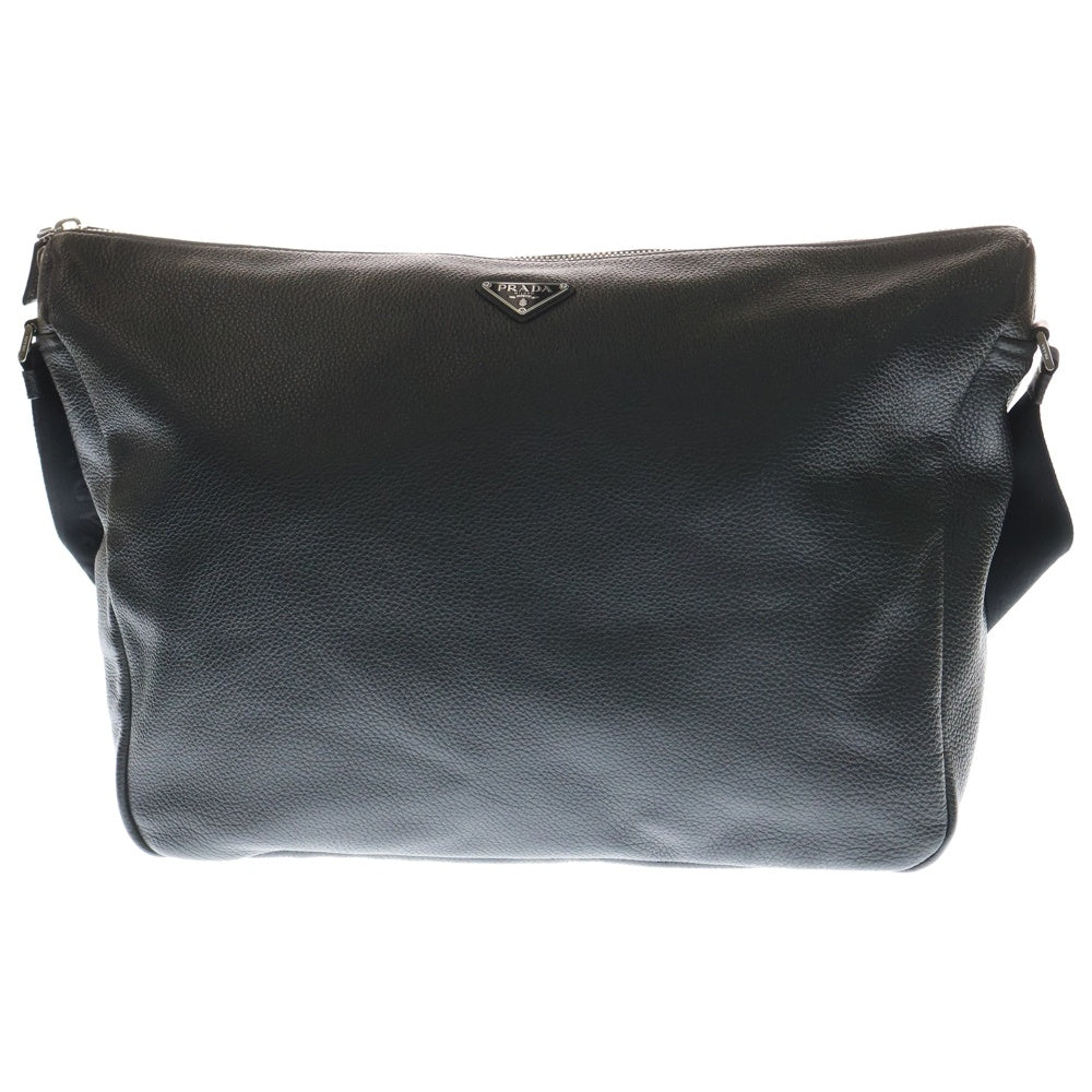 PRADA(プラダ) ヴィッテロ ダイノ トライアングルロゴプレート レザー ショルダーバッグ シルバー金具 ブラック 2VH182