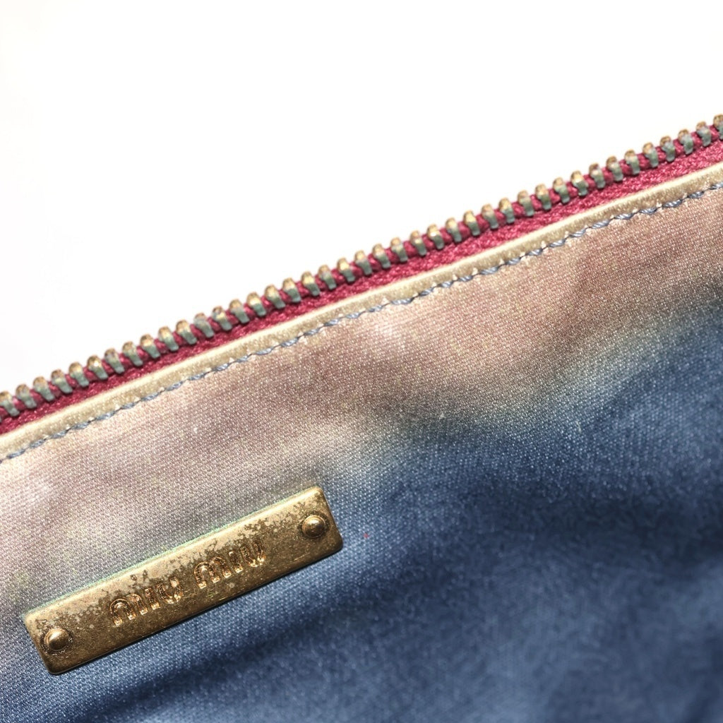 miumiu(ミュウミュウ) マテラッセ ポーチ クラッチバッグ ケース ピンクレッド レザー ゴールド金具 レディース