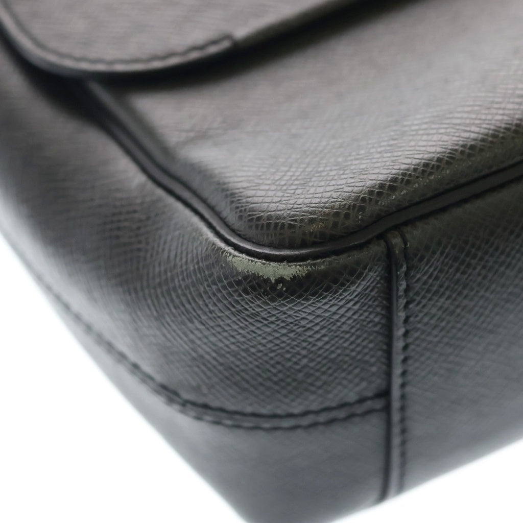 LOUIS VUITTON(ルイヴィトン) タイガ ロマンPM ショルダーバッグ ブラック レザー M32852 ゴールド金具