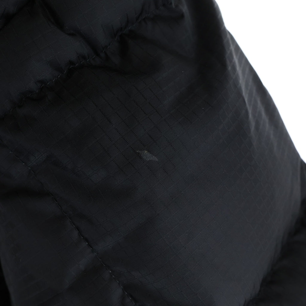 LOUIS VUITTON(ルイヴィトン) 23SS モノグラム ナイロン フーデッド ダウンジャケット ブラック 1AAIJF RW231W E54 FO レディース