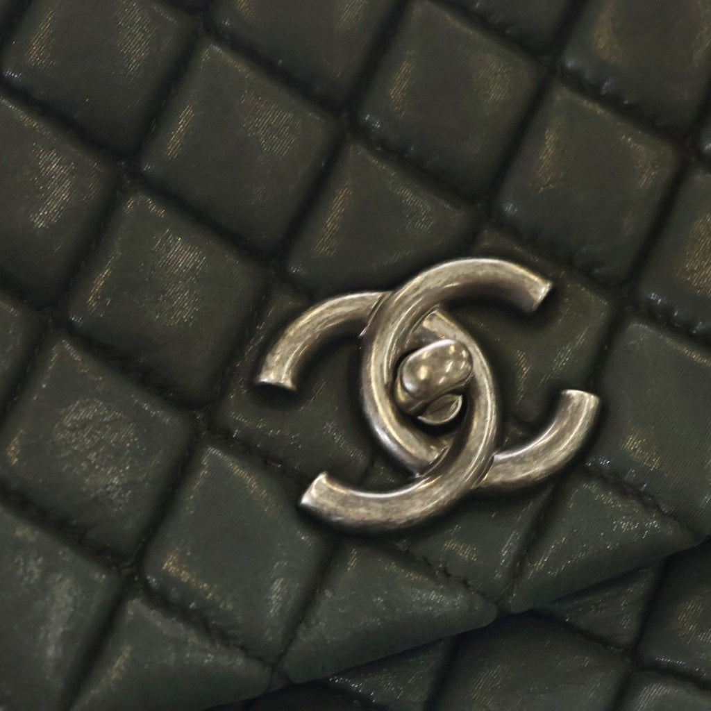 CHANEL(シャネル) マトラッセ シングルフラップ ダブルチェーン ショルダーバッグ シルバー金具 ブラック 17番台 レディース