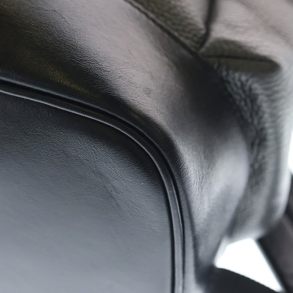 LOUIS VUITTON(ルイヴィトン) トリヨンメタル アルファ・バックパック リュックサック レザー ブラック M52768