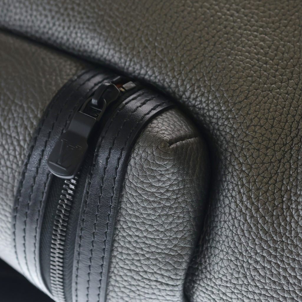 LOUIS VUITTON(ルイヴィトン) トリヨンメタル アルファ・バックパック リュックサック レザー ブラック M52768