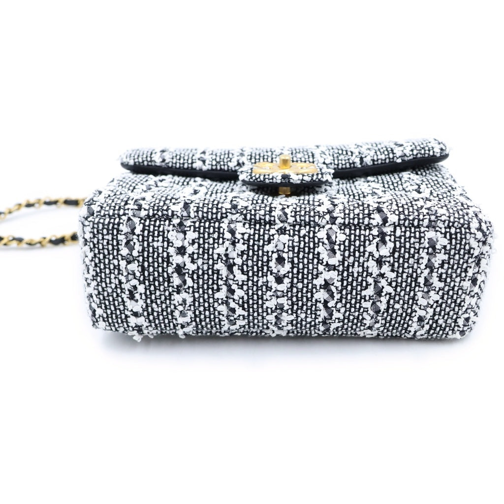 CHANEL(シャネル) マトラッセ ツイードチェーンショルダーバッグ ミニバッグ パールハンドル ブラック×ホワイト AS4384 ゴールド金具 レディース