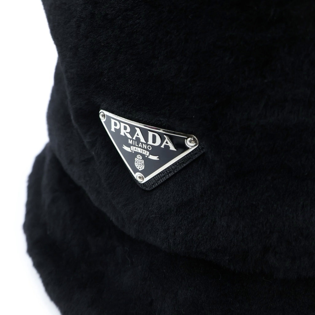 PRADA(プラダ) トライアングルロゴ シアリング バケットハット 帽子 シープスキン染ファー ブラック 2HC137 2EC9