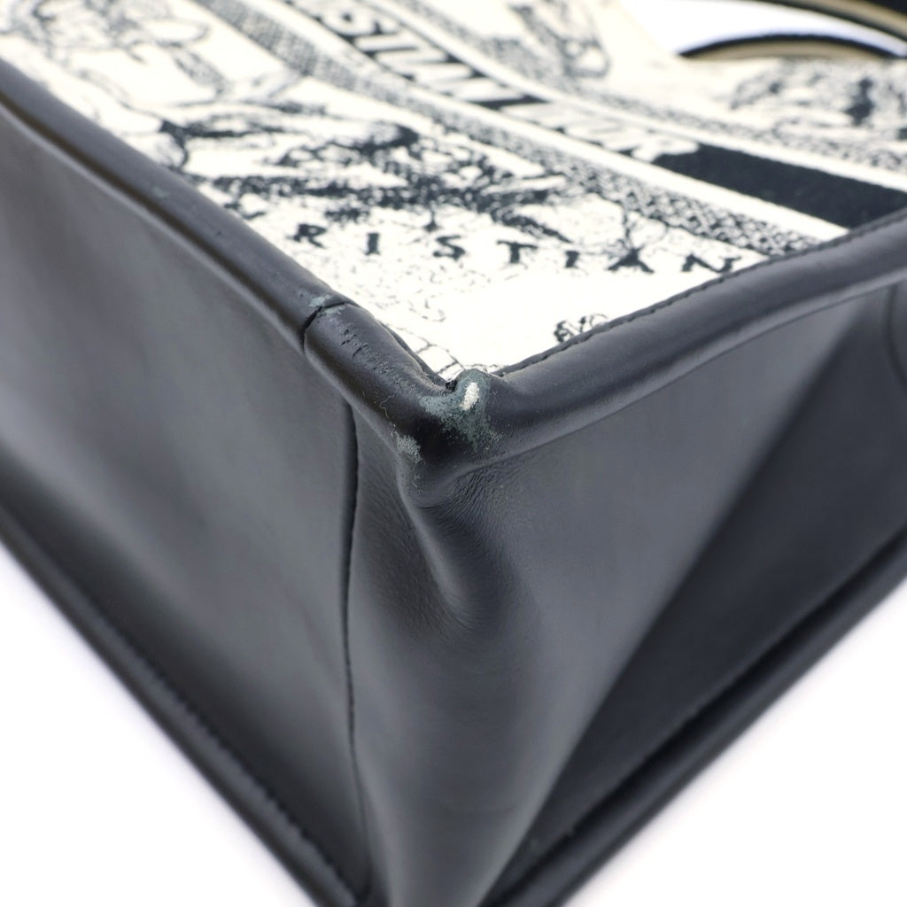 Christian Dior(クリスチャンディオール) ブックトート スモール ハンドバッグ ショルダーバッグ 2WAY トワル ドゥ ジュイ キャンバス×レザー ホワイト×ブラック レディース