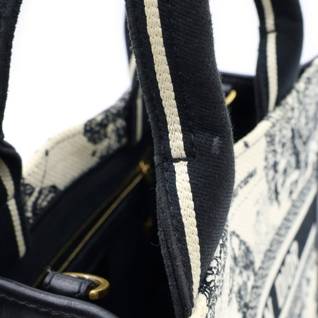 Christian Dior(クリスチャンディオール) ブックトート スモール ハンドバッグ ショルダーバッグ 2WAY トワル ドゥ ジュイ キャンバス×レザー ホワイト×ブラック レディース