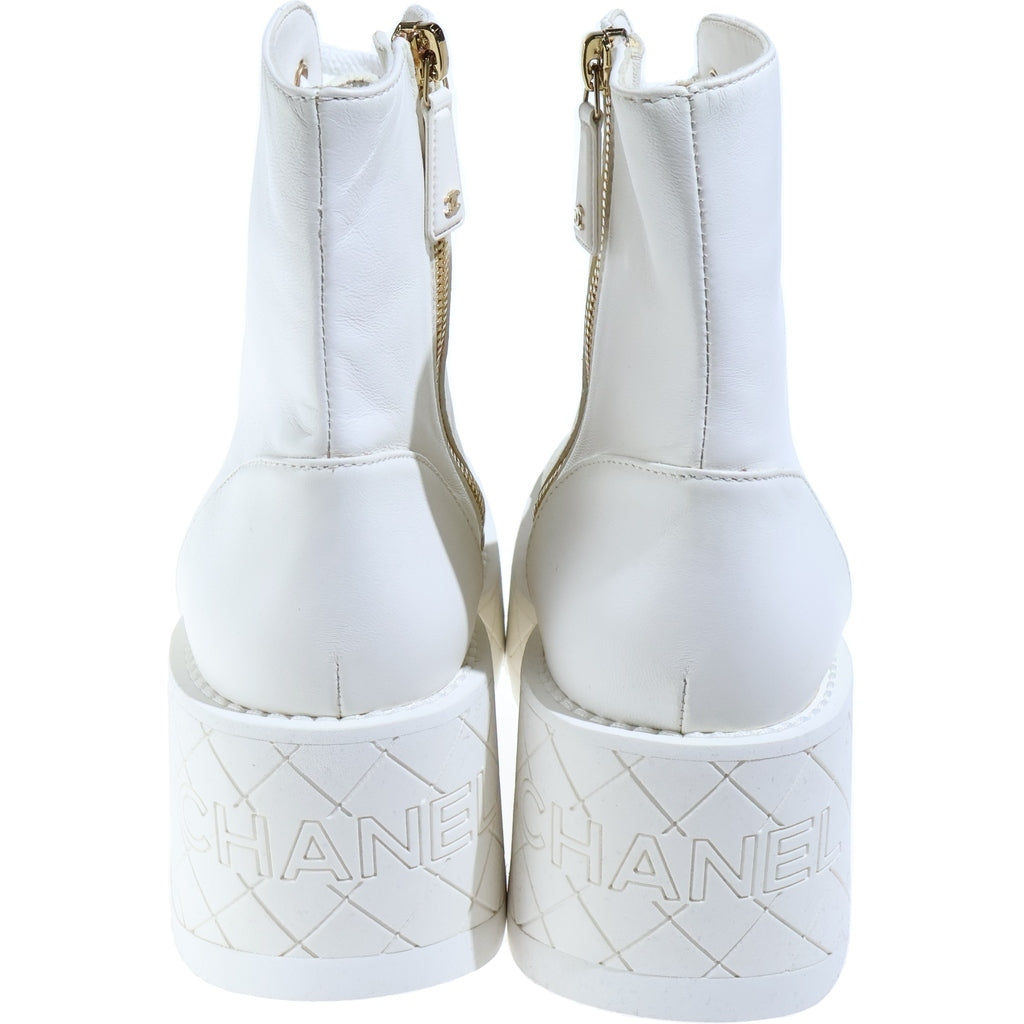 CHANEL(シャネル) COMBAT BOOTS コンバットブーツ シューズ 厚底 ホワイト ゴールド金具 ラムスキン G45388X01000 レディース