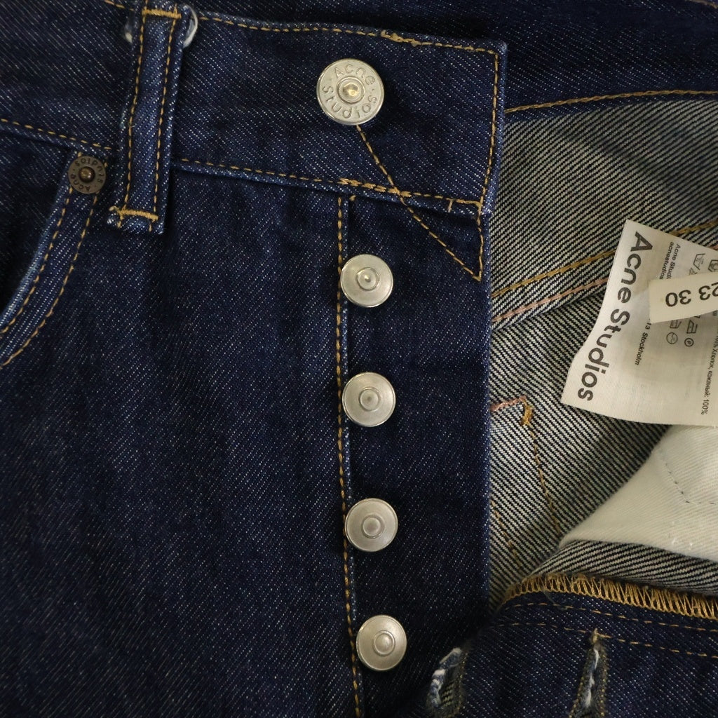 Acne Studios(アクネ ストゥディオズ) 2021F レギュラーフィットジーンズ デニムパンツ レザーロゴパッチ ボタンフライ ブルー A00522 レディース