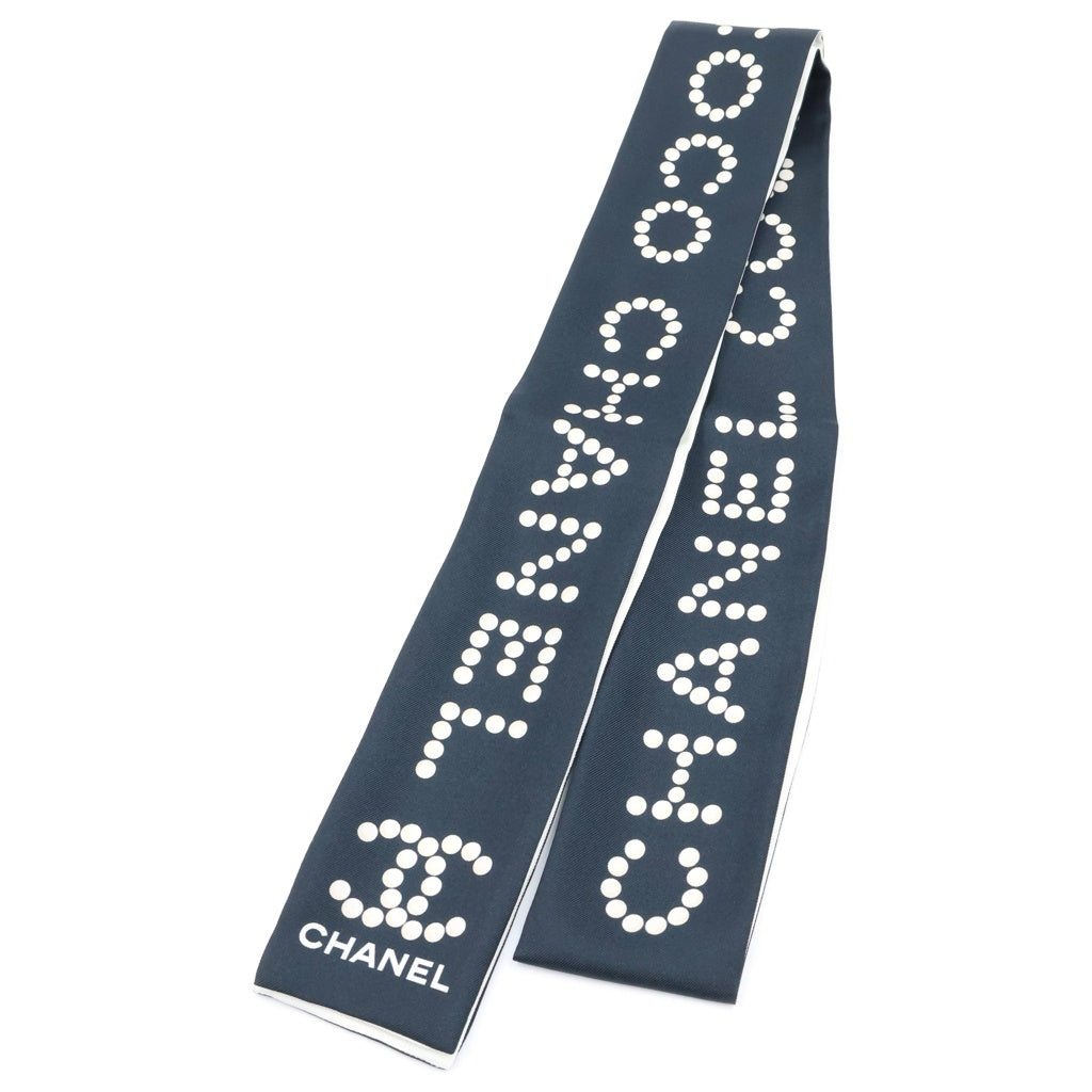 CHANEL(シャネル) パールロゴ バンドースカーフ ツイリースカーフ ブラック×ホワイト シルク AAA676 レディース