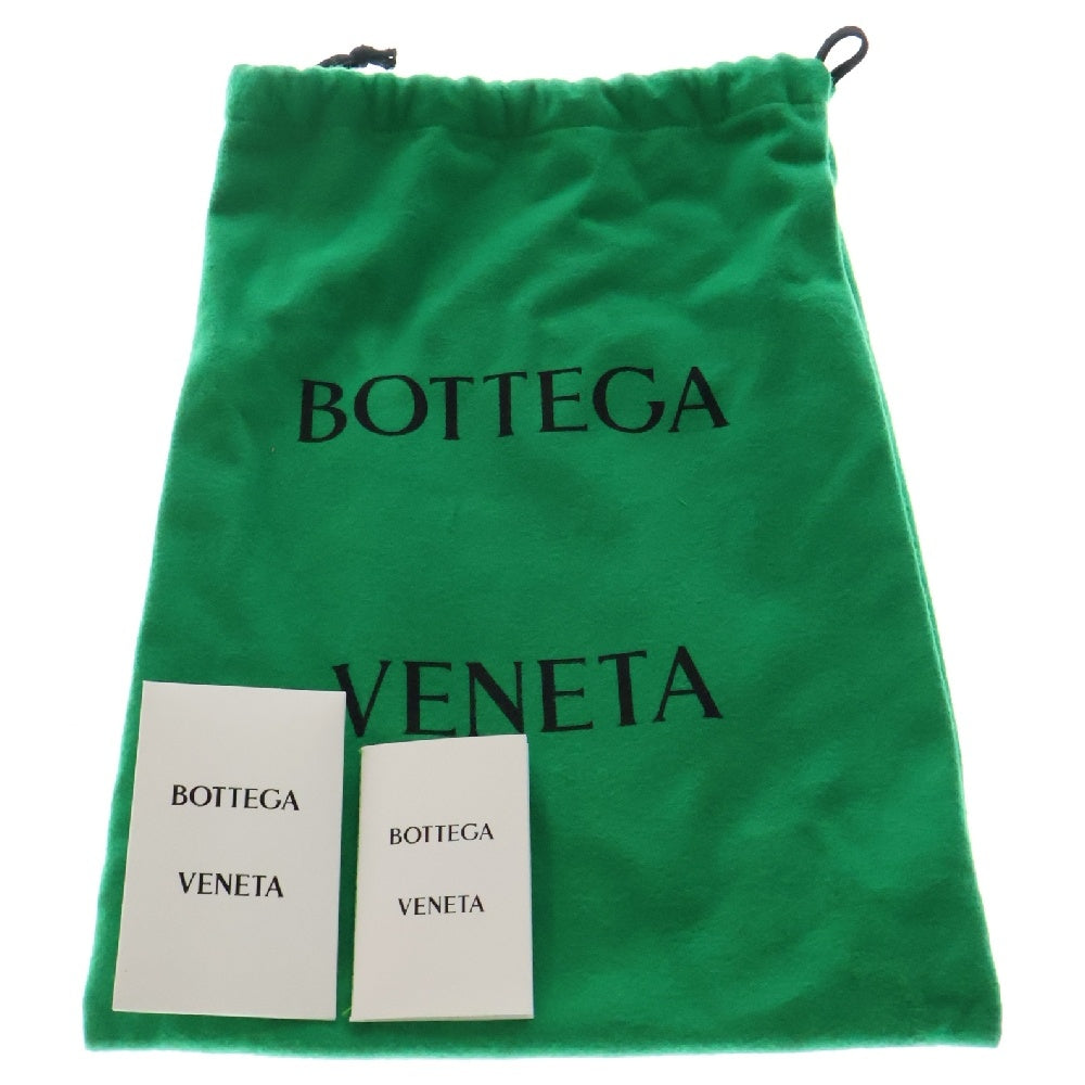 BOTTEGA VENETA(ボッテガヴェネタ) イントレチャート レザー ミニループ クロスボディカメラバッグ アーモンド