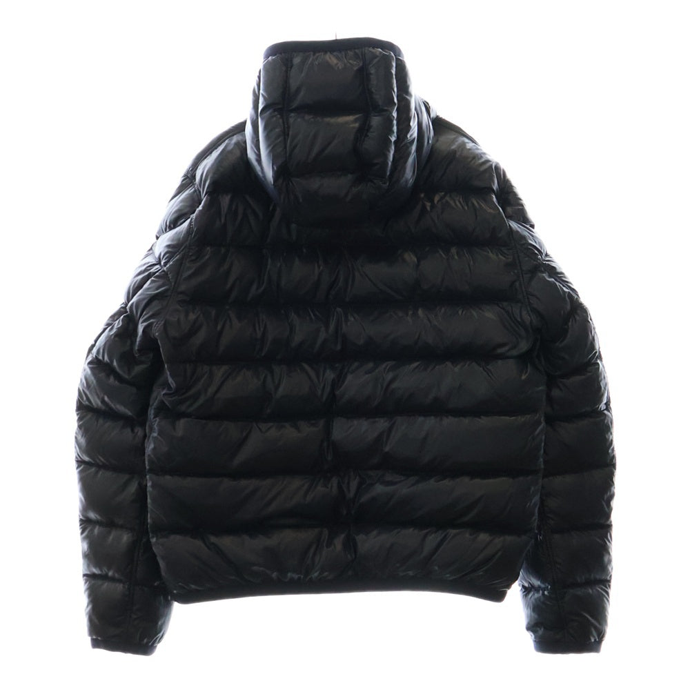 MONCLER(モンクレール) FREVILLE ペイズリー柄 リバーシブル ダウンジャケットネイビー G20911A00015 68950